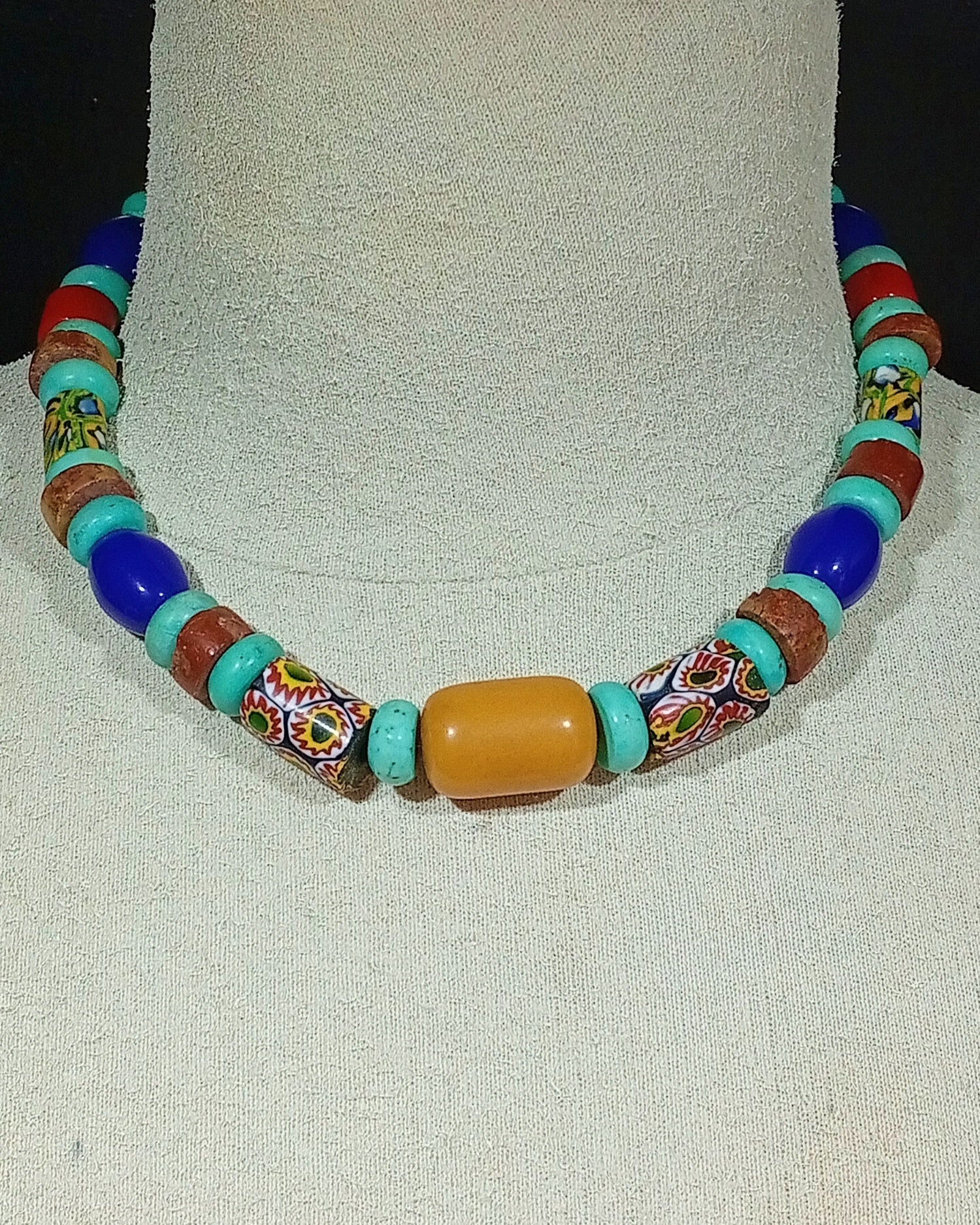 COLLIER CONQUES
