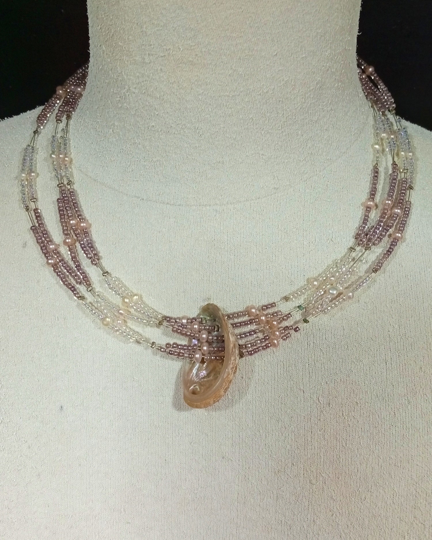 COLLIER CORPS A CORPS
