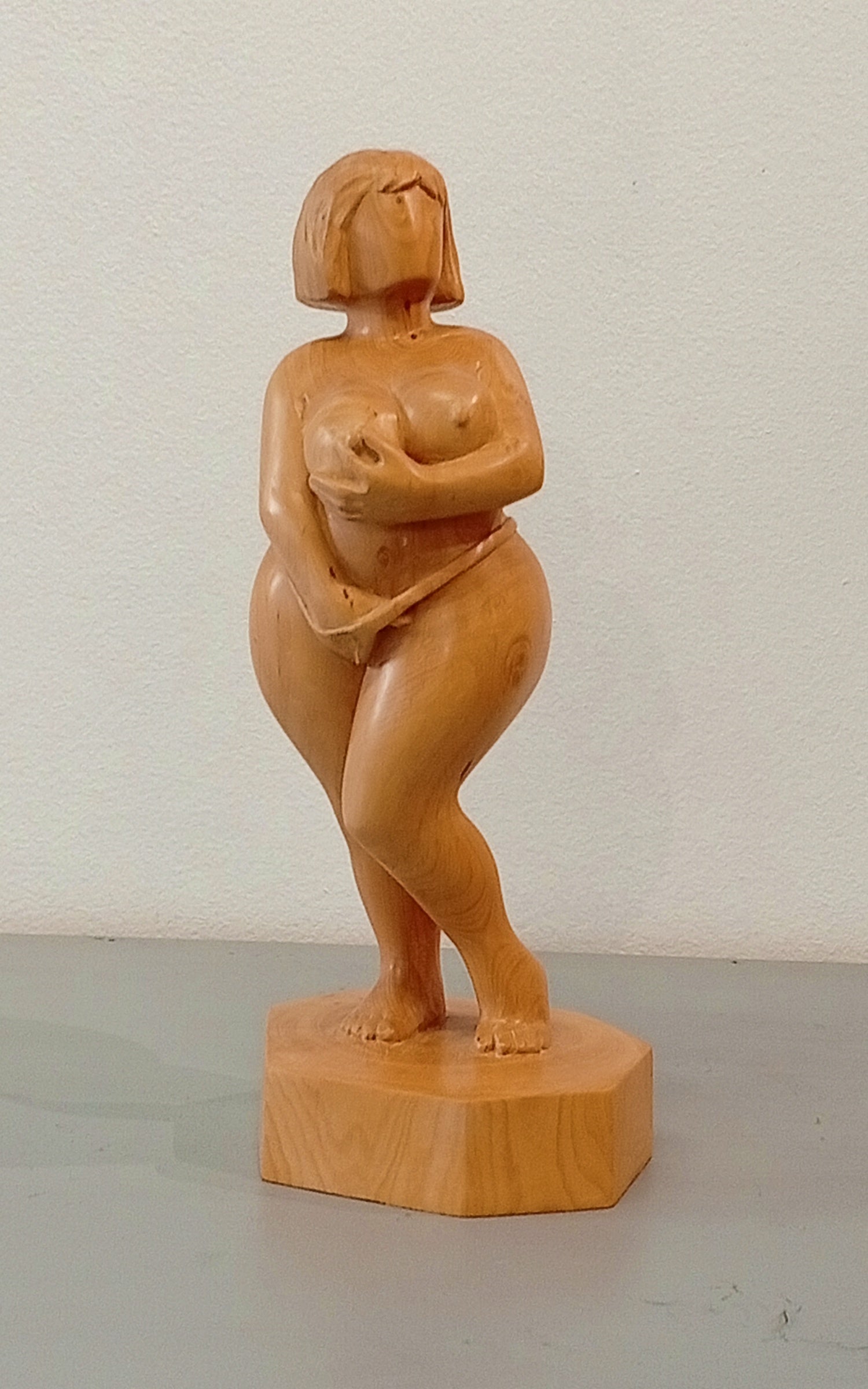 MADAME CONFINEMENT