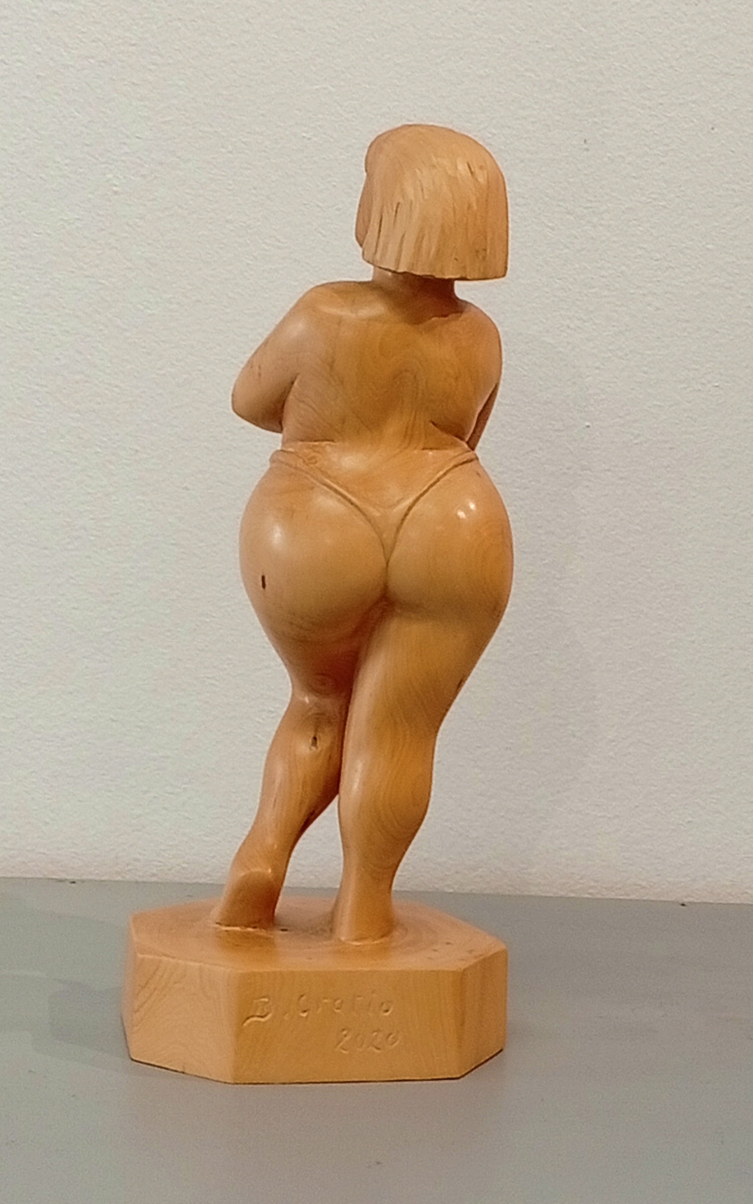 MADAME CONFINEMENT