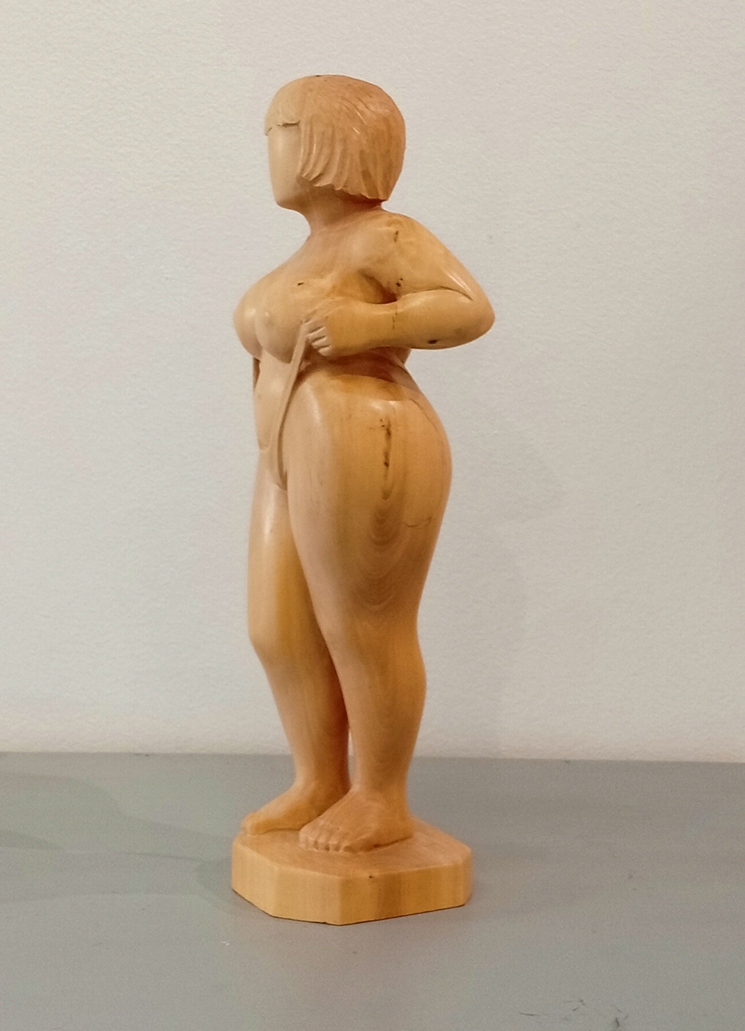 MADAME STRING