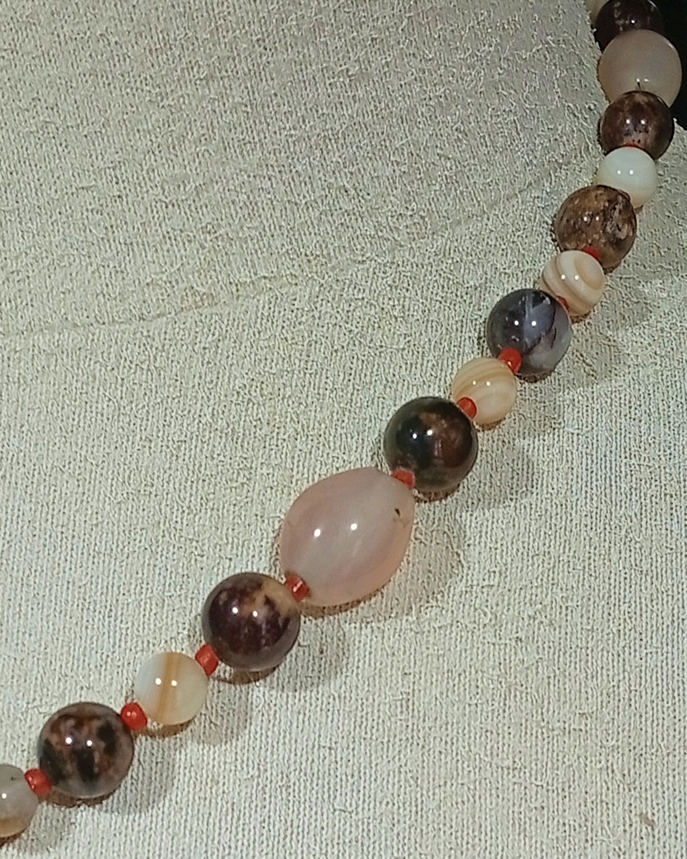 COLLIER PENDENTIF NEWARI