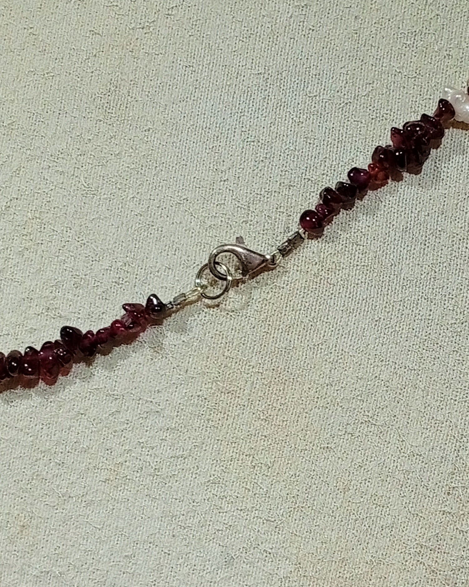 COLLIER PACIFIQUE